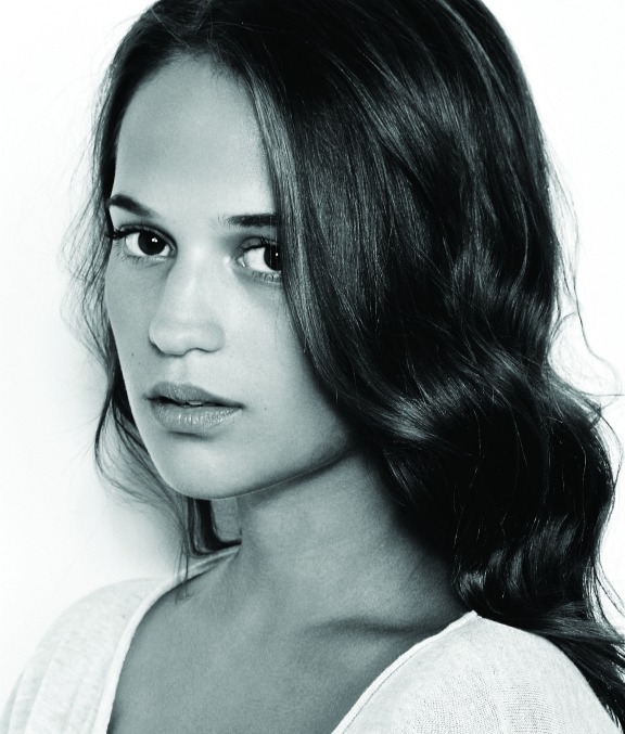 ALICIA VIKANDER HAKKINDA BİLİNMEYENLER 5
