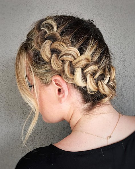 EN BEĞENİLEN 20 KAFES SAÇ ÖRGÜSÜ (11)