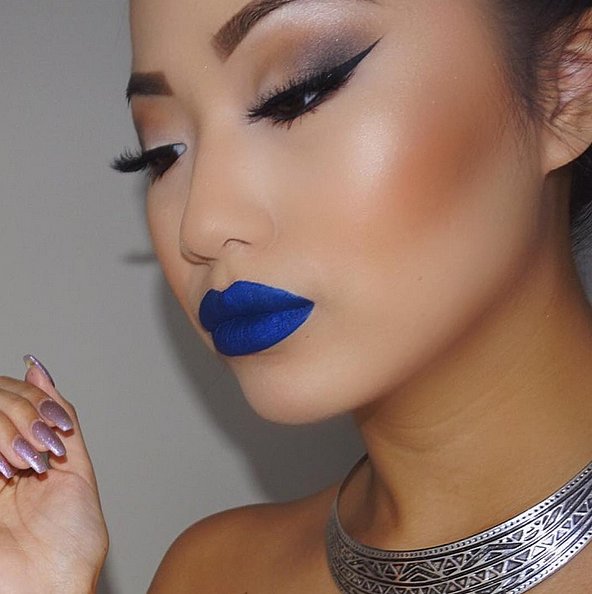 INSTAGRAM FENOMENLERİNDEN 10 KUSURSUZ KEDİ GÖZÜ MAKYAJI (2)