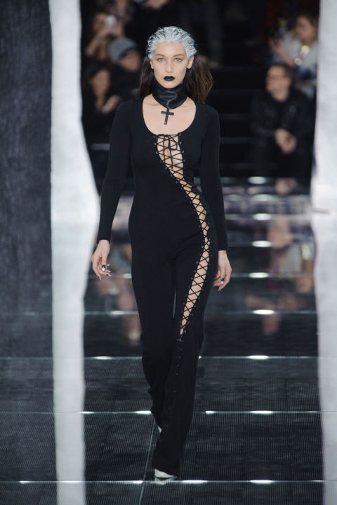 RIHANNA FENTY X PUMA KOLEKSİYONUNU TANITTI (6)