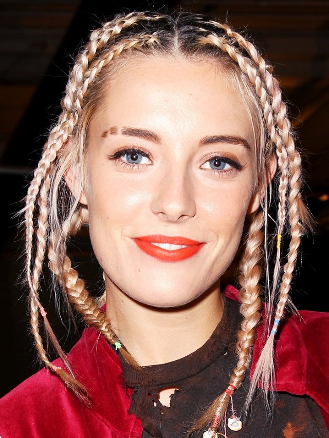 SPORTİF VE ÇEKİCİ EN İYİ 11 BOKSÖR SAÇ ÖRGÜSÜ (4)