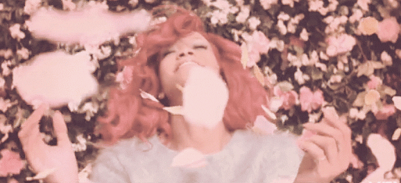 only_girl_rihanna_gif__by_missbrokendreams-d5fc2nt