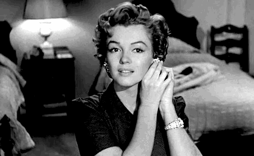 tumblr_msvpj3hptt1syzau5o1_500