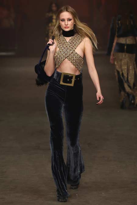 1458399751_516404716