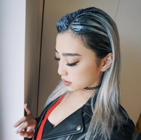 FESTİVAL RUHU İÇİN YENİ VE HAVALI 5 SAÇ MODELİ (1)