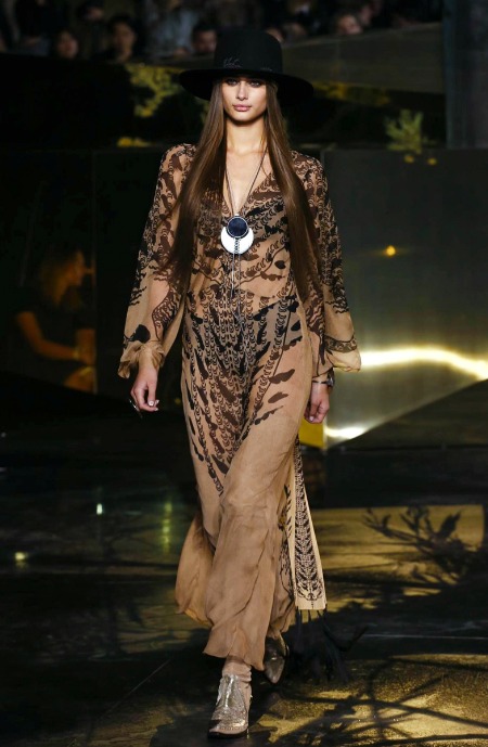 H&M STUDIO AW16'DA KADINSI GÜÇ VE BİREYSELLİK