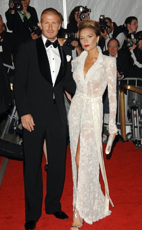 MODA DÜNYASINA DAMGA VURAN KOÇ BURCU ÜNLÜLERİ