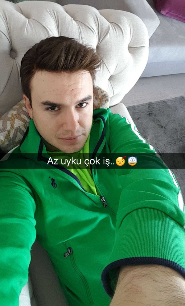 SNAPCHAT'TE TAKİP ETMENİZ GEREKEN TÜRK ÜNLÜLER (1)
