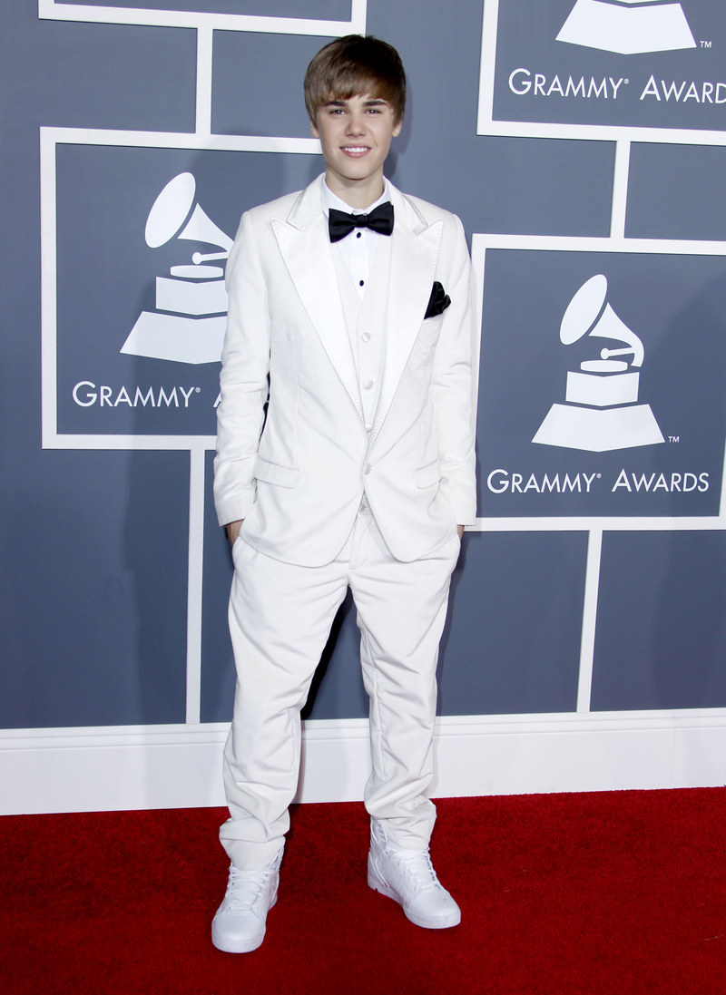 Singer Justin Bieber arrives at The 53rd Annual GRAMMY Awards held at Staples Center on February 13, 2011 in Los Angeles, California.