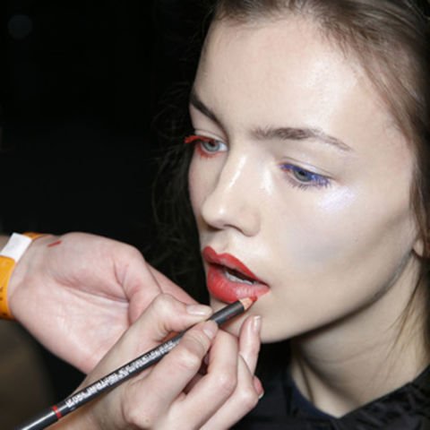 BU YAZ DENEMENİZ GEREKEN 5 MASKARA RENKLİ MASKARA (3)