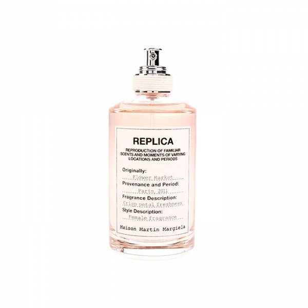 DİKKATLERİ ÜZERİNİZE ÇEKECEK 8 YENİ ÇİÇEKSİ PARFÜM (4)