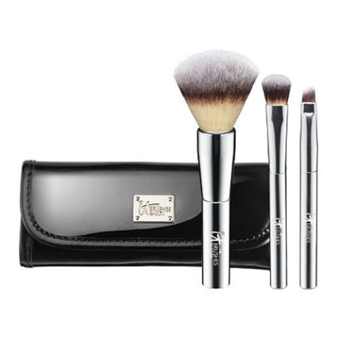 KUSURSUZ BİR MAKYAJ İÇİN EN İYİ 10 FIRÇA SETİ (6)