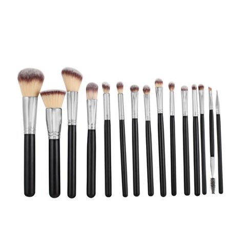 KUSURSUZ BİR MAKYAJ İÇİN EN İYİ 10 FIRÇA SETİ (7)