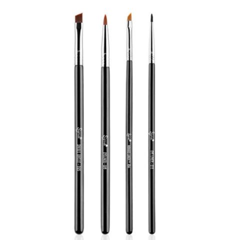 KUSURSUZ BİR MAKYAJ İÇİN EN İYİ 10 FIRÇA SETİ (8)