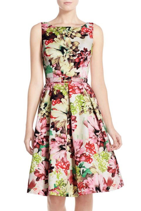 YAZ DÜĞÜNLERİNDE GİYEBİLECEĞİNİZ 11 ELBİSE (12)