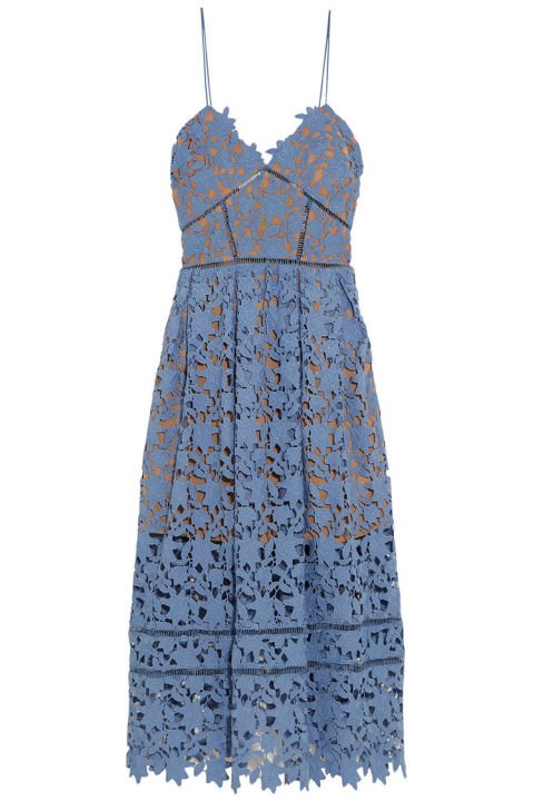 KIR DÜĞÜNLERİ İÇİN 11 ELBİSE ÖNERİSİ  432