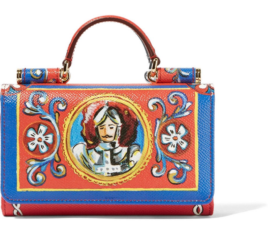 BURÇLARA GÖRE ANNELER GÜNÜ HEDİYELERİ_kova_dolce&gabbana