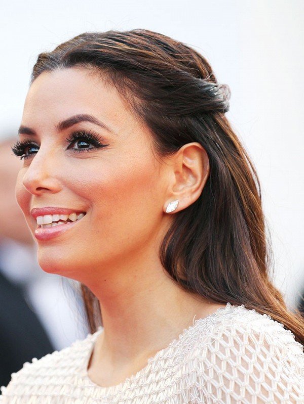 CANNES KIRMIZI HALISINDAN GÜNDELİK YAŞAMINIZA UYARLAYABİLECEĞİNİZ GÜZELLİK GÖRÜNÜMLERİ (9)