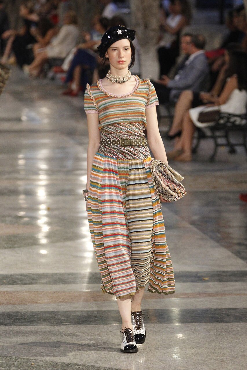 CHANEL CRUISE 2017 KOLEKSİYONUNDAN ÖNE ÇIKAN GÖRÜNÜMLER (11)