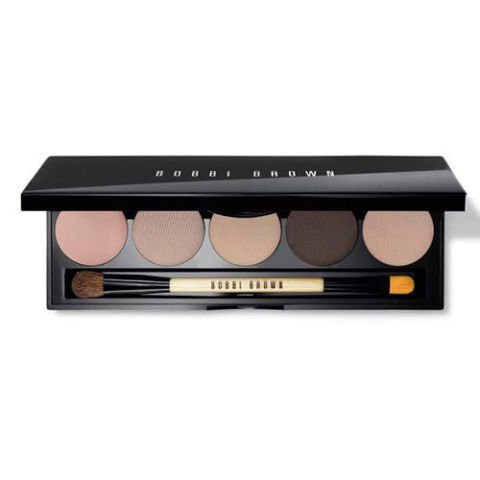 ETKİLEYİCİ DUMANLI GÖZ MAKYAJI İÇİN EN İYİ 10 FAR PALETİ (6)