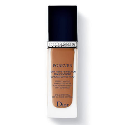 YAĞLI CİLTLER İÇİN PARLAMAYI ÖNLEYEN EN İYİ 9 FONDÖTEN (8)