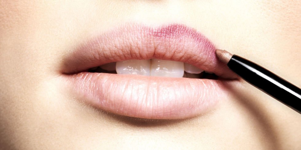 5 SANİYEDE DUDAK KALEMİNİ DOĞRU KULLANMANIN YOLLARI f