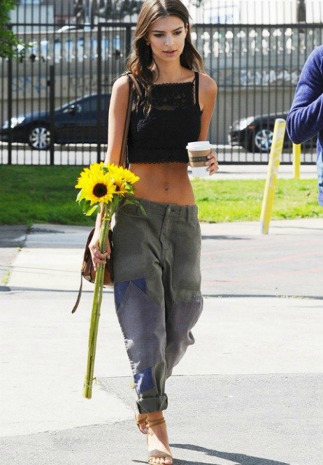 EMILY RATAJKOWSKI style