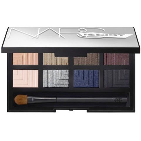 GÖRÜNÜMÜNÜZÜ YENİLEYECEK EN İYİ 11 FAR PALETİ (9)