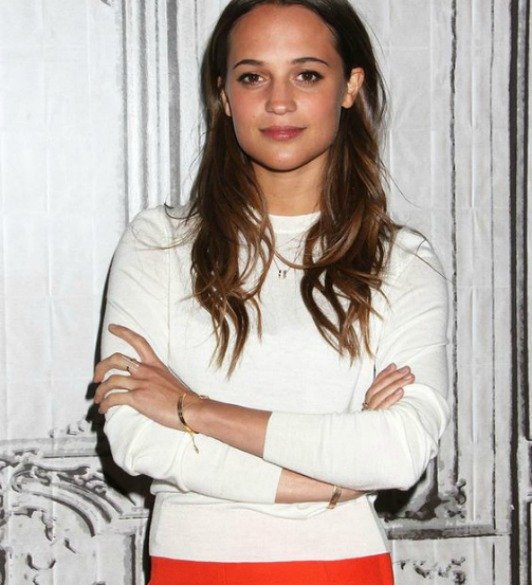 UZUN SAÇTAN VAZGEÇMEMENİZ İÇİN 17 NEDEN hh