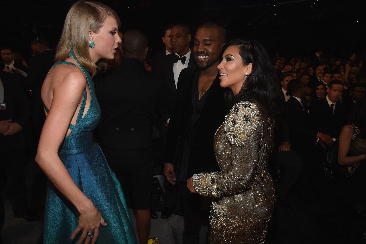 KIM KARDASHIAN VE TAYLOR SWIFT ARASINDAKİ KAVGA KIZIŞIYOR (2)