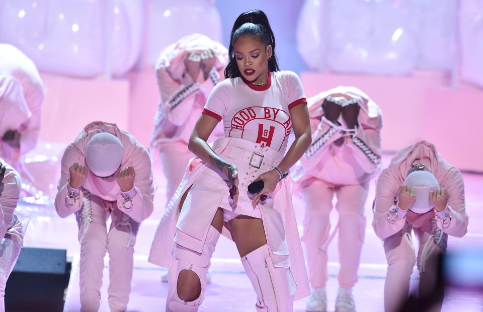 MTV VIDEO MÜZİK ÖDÜLLERİ'NDEN ÖNE ÇIKAN PERFORMANSLAR VE EN İYİ GÖRÜNÜMLER