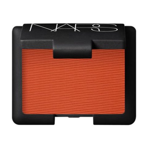 KUSURSUZ BİR SONBAHAR MAKYAJI İÇİN EN İYİ 8 KIZIL FAR (2)