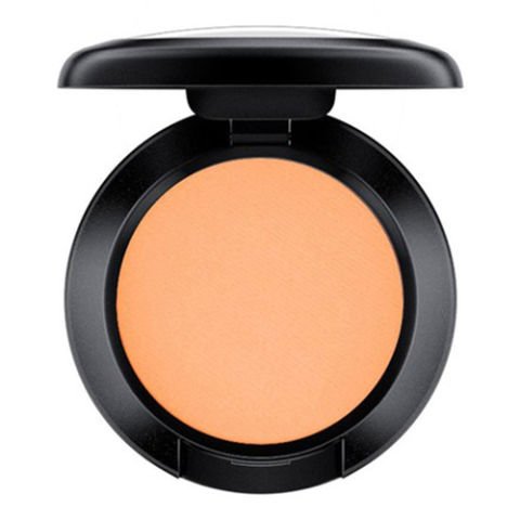 KUSURSUZ BİR SONBAHAR MAKYAJI İÇİN EN İYİ 8 KIZIL FAR (5)