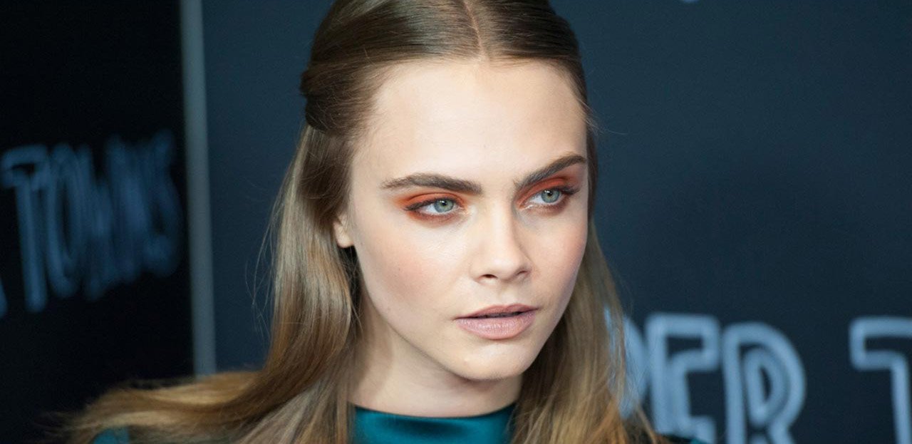 KUSURSUZ BİR SONBAHAR MAKYAJI İÇİN EN İYİ 8 KIZIL FAR