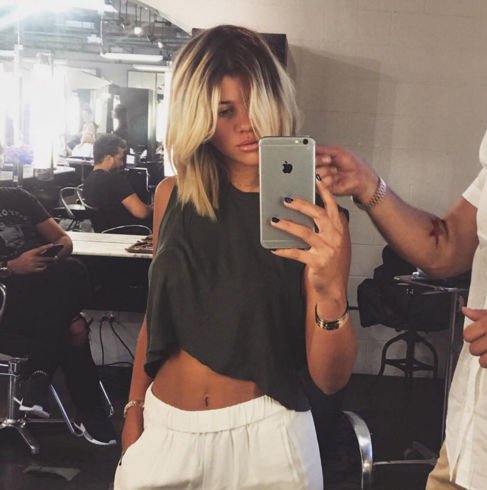 YENİ SEZONDA MUTLAKA DENEMENİZ GEREKEN 7 KISA SAÇ MODELİ (1)