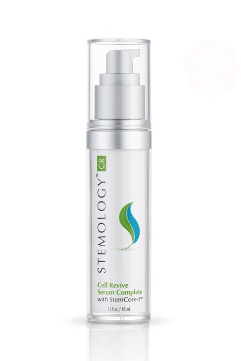 DAHA PARLAK BİR CİLTLE UYANMANIZI SAĞLAYACAK 10 SERUM (1)