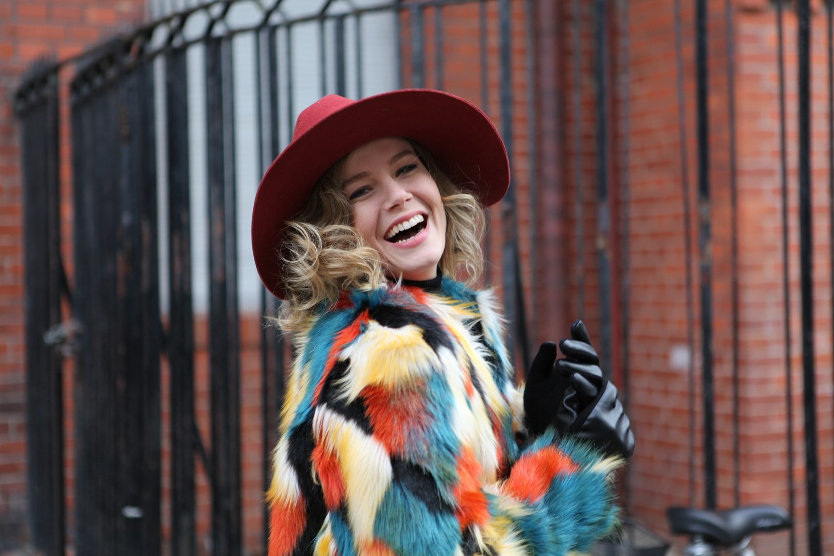 EKRANIN HANGİ GÜZEL OYUNCUSU FAVORİNİZ