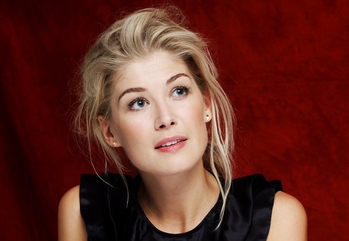 KÜÇÜK GÖZLÜLER İÇİN 3 ÖNEMLİ MAKYAJ HİLESİ