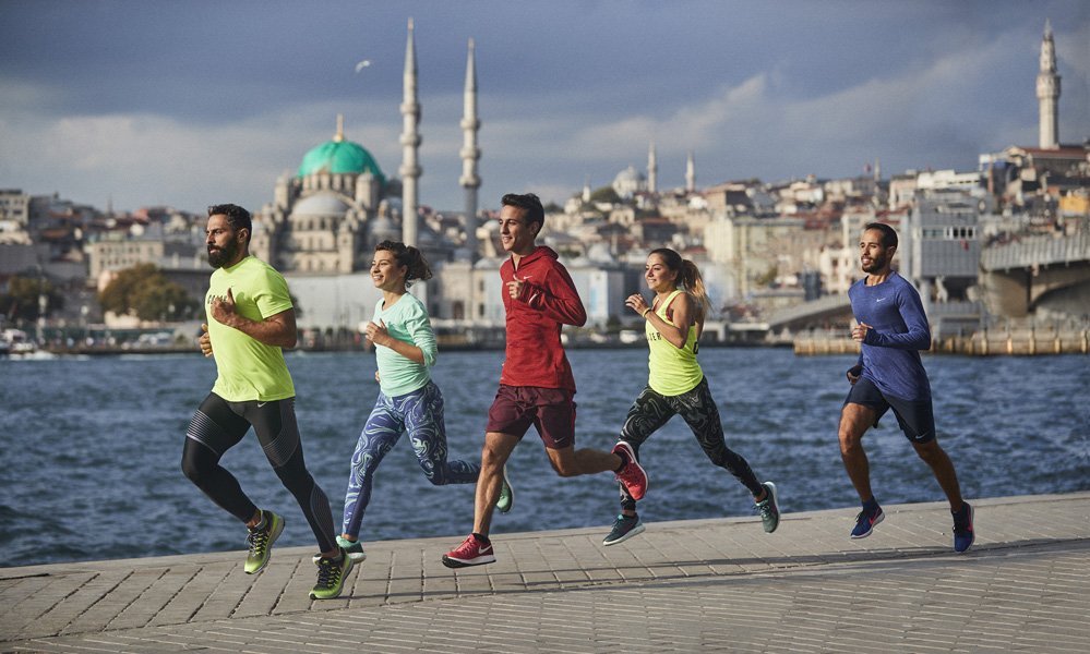 SW16081_NIKE_HO16_DAY2_JJ3694_PR