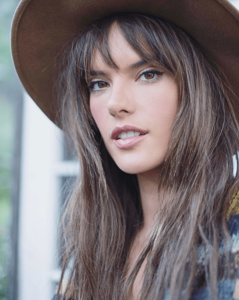 ÜNLÜLERDEN KAHKÜLÜN EN ETKİLEYiCİ GÖRÜNÜMLERİ