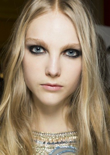 SEZONUN EN ÇOK İLGİ GÖREN 6 MAKYAJ TRENDİ  l