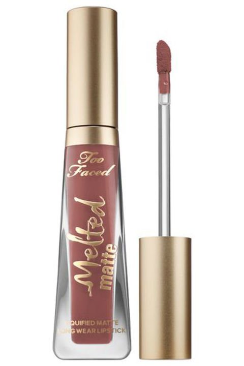 YILBAŞI GECESİ SÜREBİLECEĞİNİZ 11 KALICI RUJ (1)