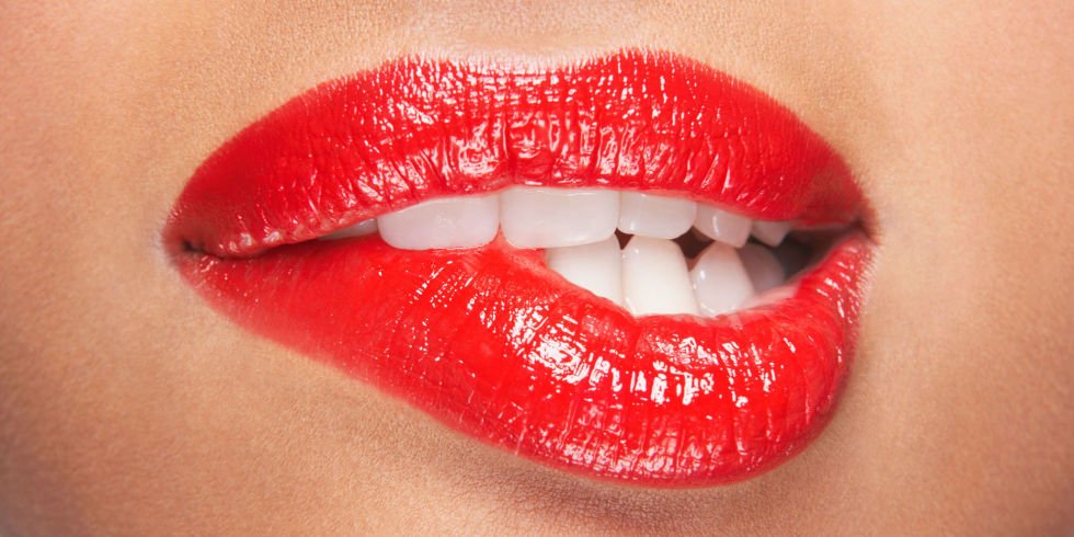 YILBAŞI GECESİ SÜREBİLECEĞİNİZ 11 KALICI RUJ (12)