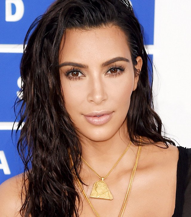 ÜNLÜ YILDIZLARIN FAVORİ FONDÖTENLERİ (2)