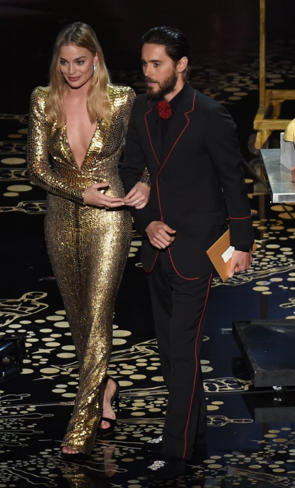 2016 YILININ EN ÇOK GÖRÜNTÜLENEN KIRMIZI HALI KARELERİ (15)