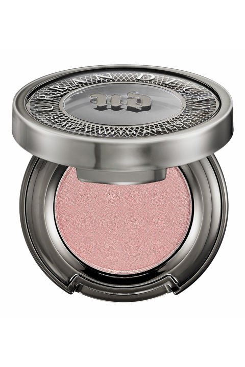 ALTIN RENGİ GÖZ MAKYAJI İÇİN KULLANMANIZ GEREKEN 10 FAR (2)