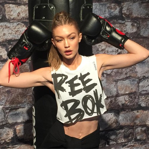 GIGI HADID'İN SPOR VE DİYET SIRLARI (4)