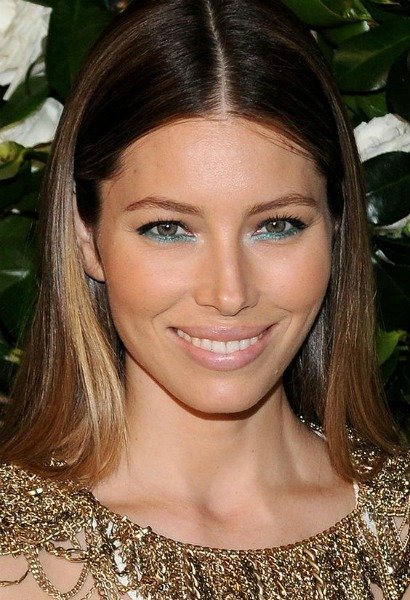 DOĞAL DUDAKLARLA COOL GÖRÜNMENİN 9 YOLU 556