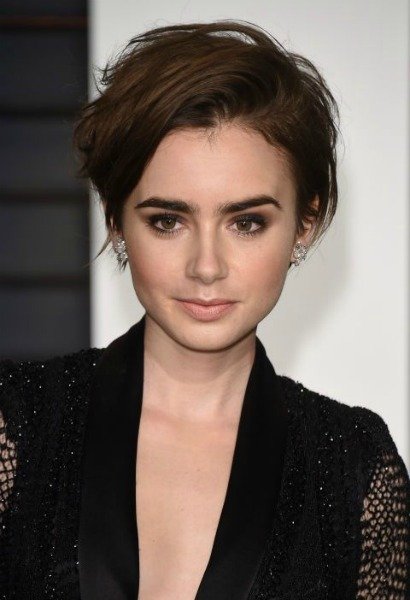 DOĞAL DUDAKLARLA COOL GÖRÜNMENİN 9 YOLU bvx