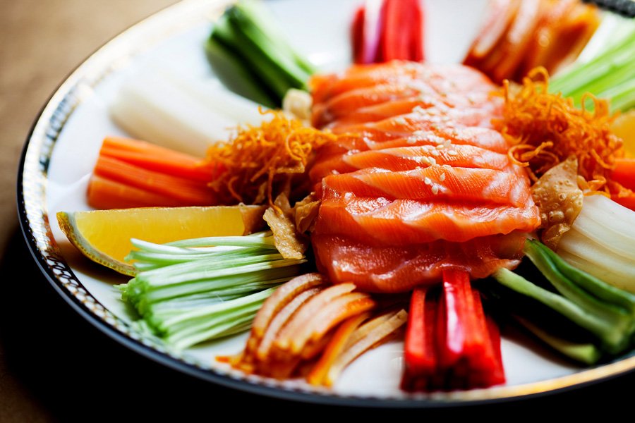 Shangri-La Bosphorus Istanbul Çin Yılı Lo Hei Salmon
